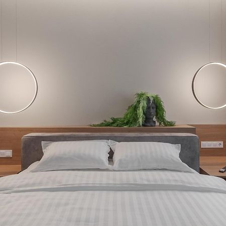 Oasis Rooms Oradea Ngoại thất bức ảnh
