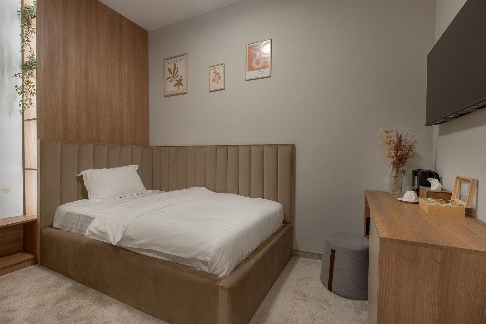 Oasis Rooms Oradea Ngoại thất bức ảnh