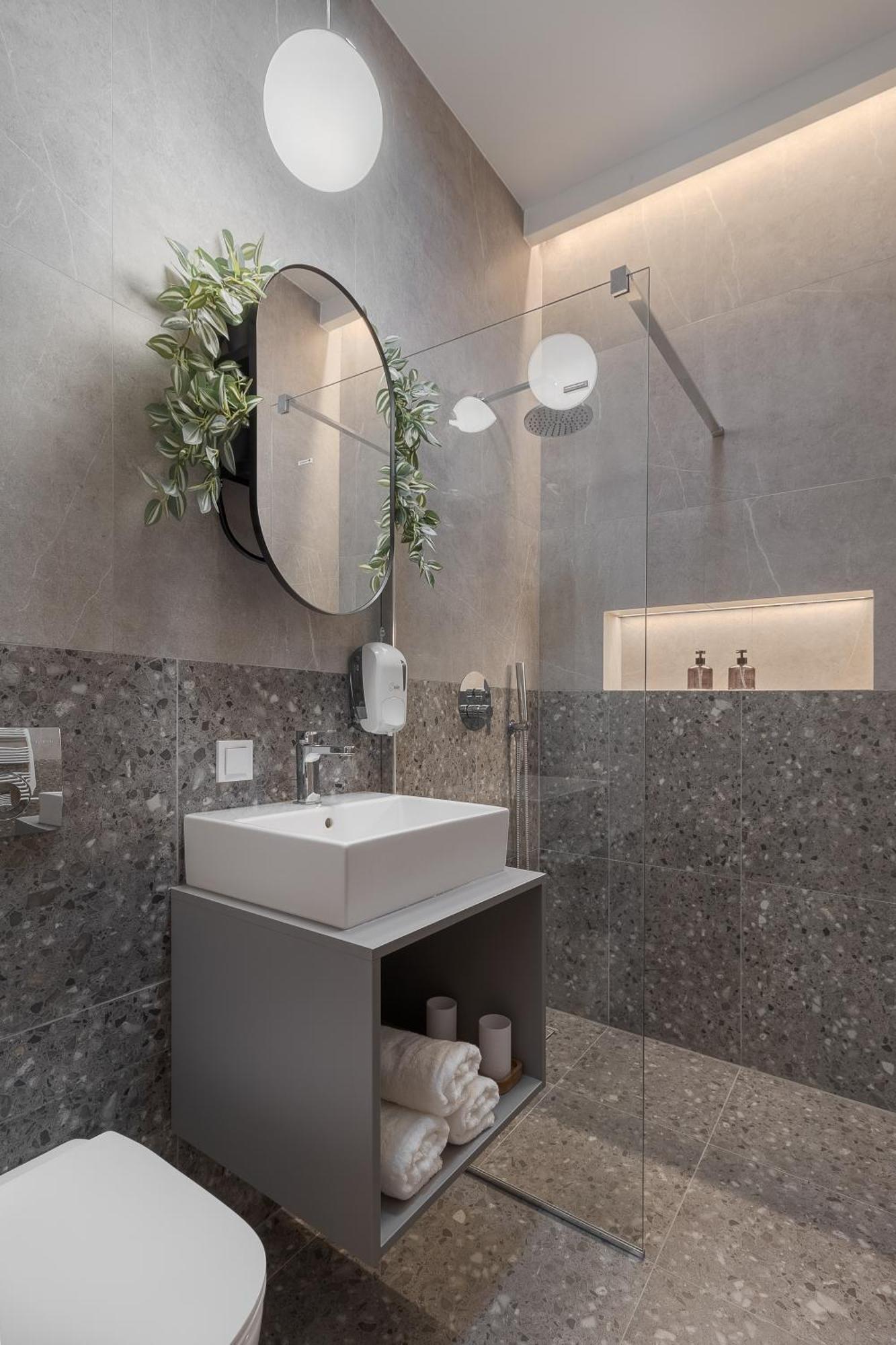 Oasis Rooms Oradea Ngoại thất bức ảnh