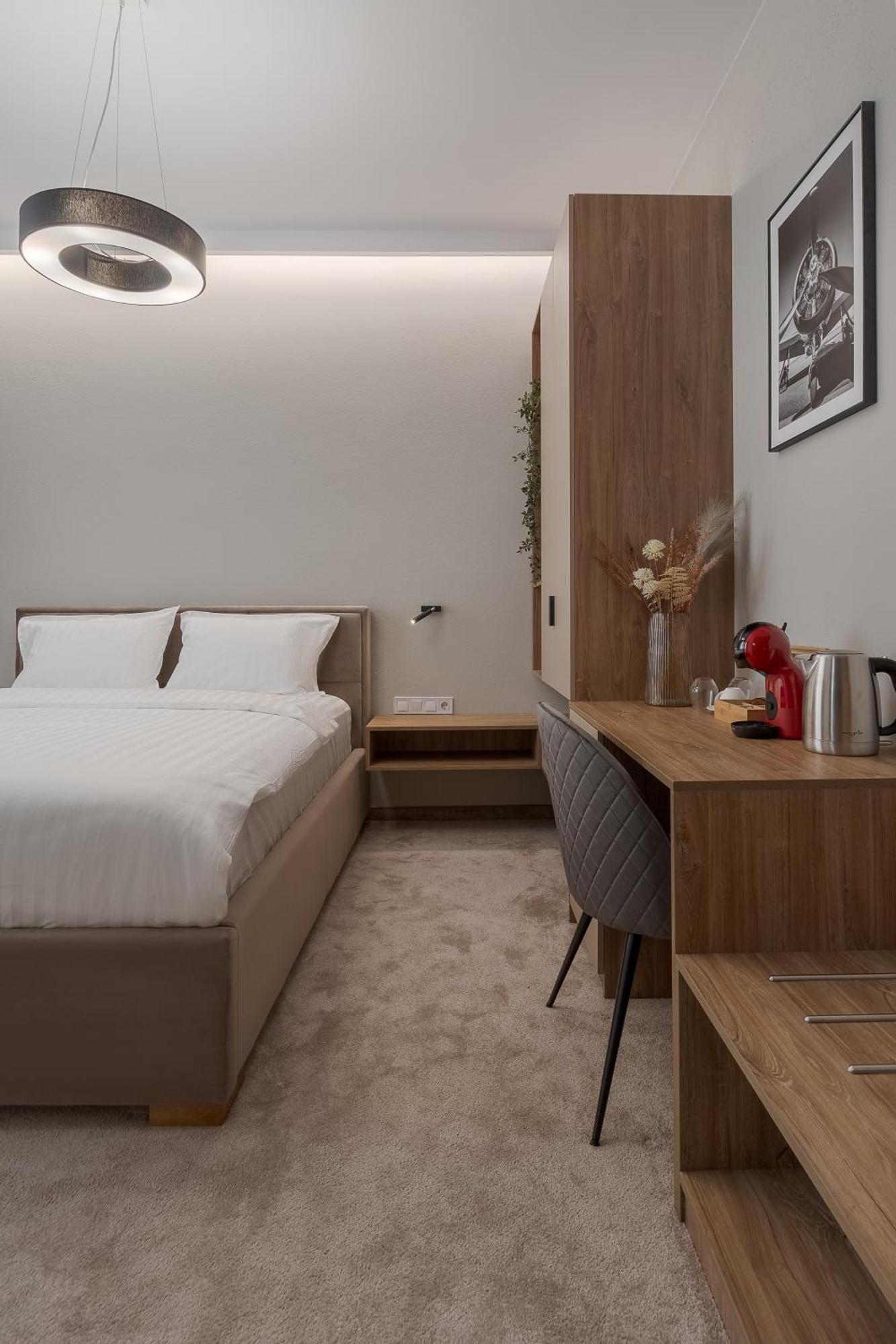 Oasis Rooms Oradea Ngoại thất bức ảnh